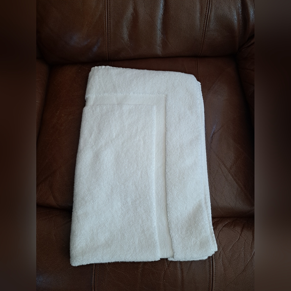 Topia Soft Cream Bath Towel